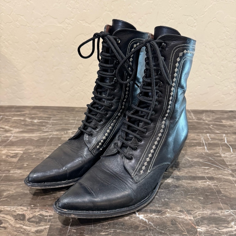 Vintage Guess by Georges Marciano Leather Retro Victorian Granny Witch Boots